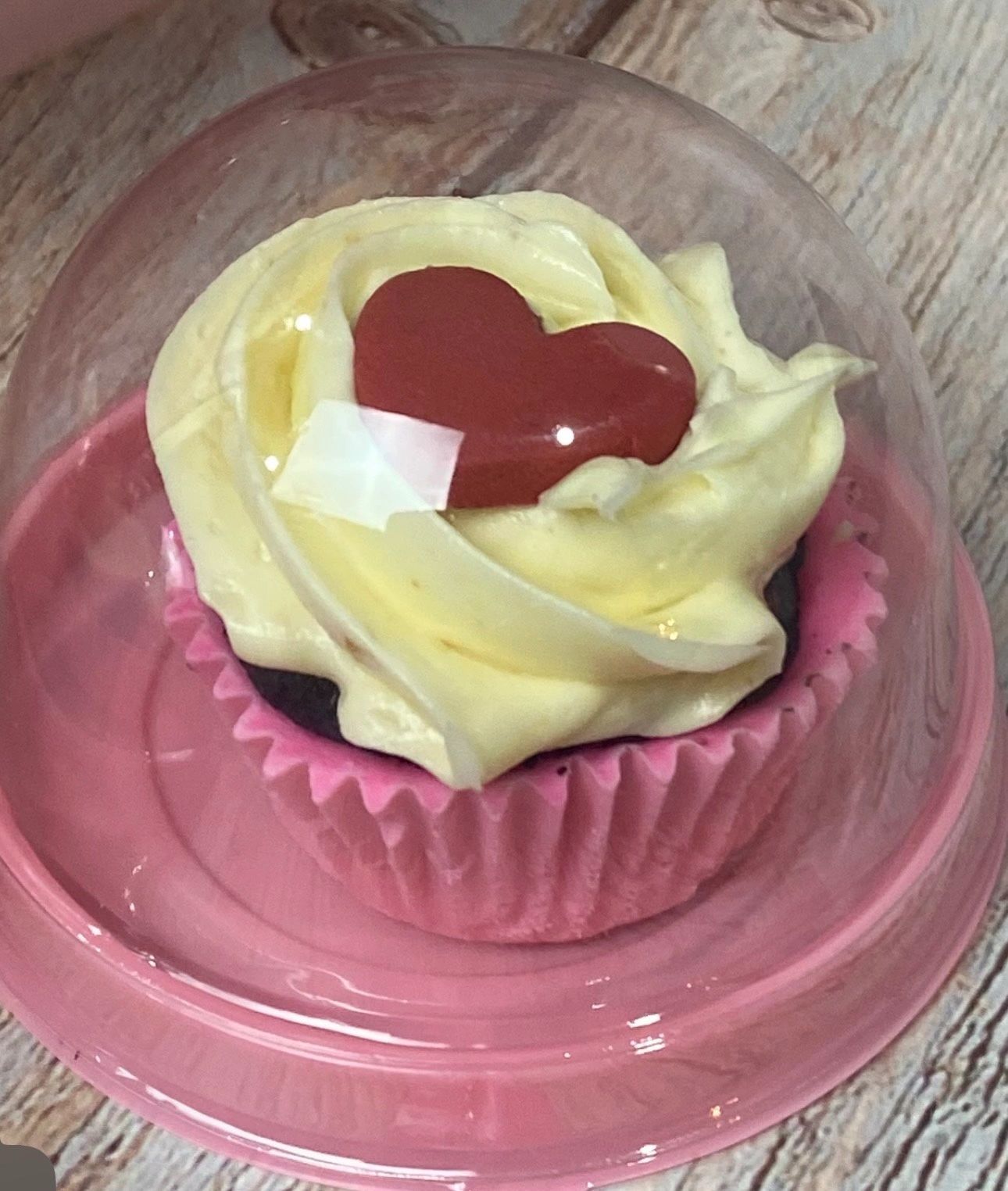 BellaNela Cakes plated dessert